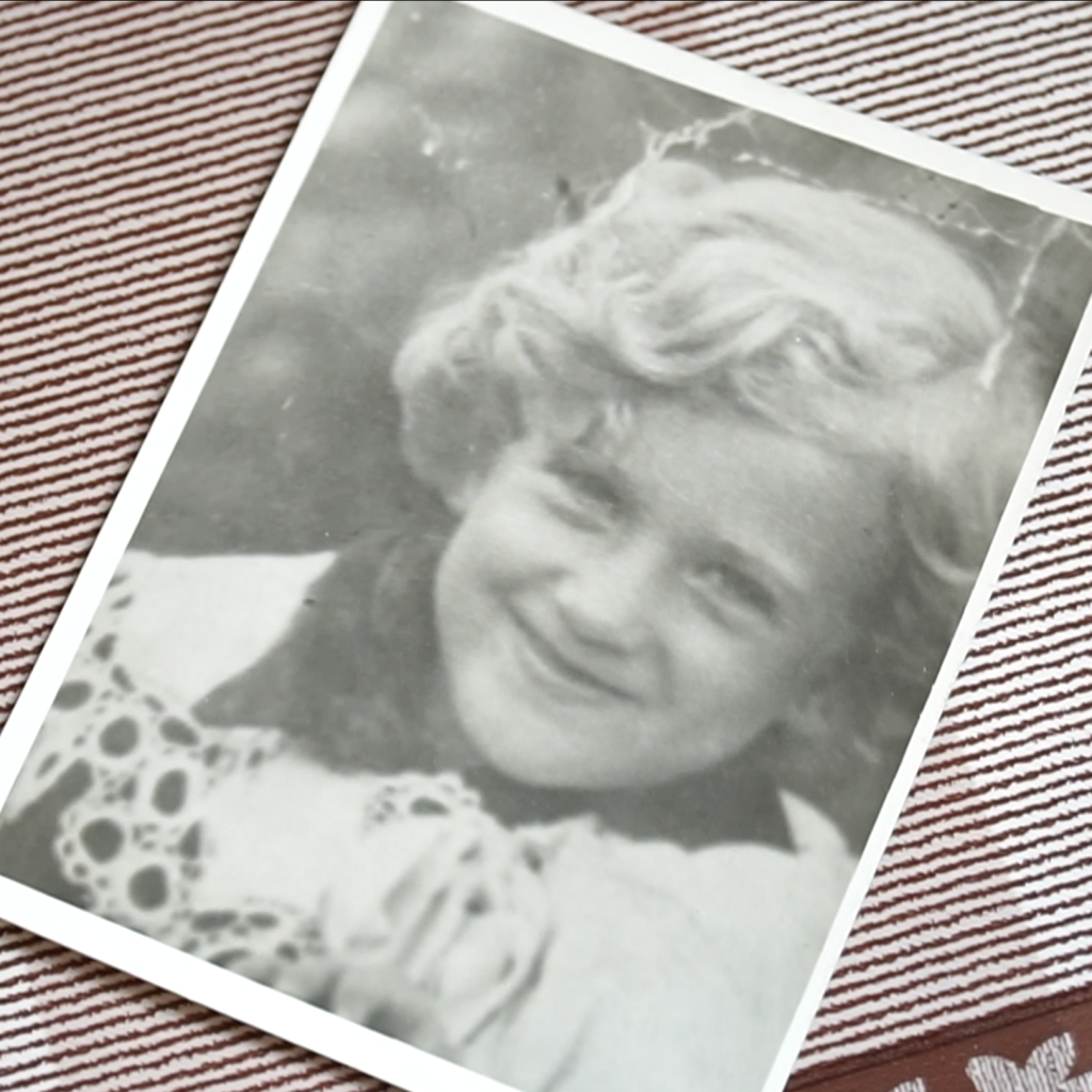A photo of Holocaust survivor Asya Seredenko as a young girl.