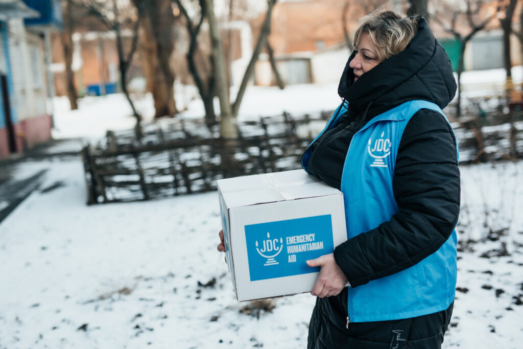 Delivering food and other vital assistance to vulnerable Jews is a hallmark of JDC's global mission — on Purim and each day of the year. Kharkiv, Ukraine. 2023.